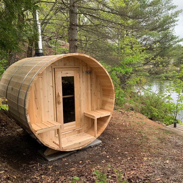 Serenity Barrel Sauna — Complete Kit (HUUM HIVE 6kW + Black Metal Roof + Saunalumin Lighting)